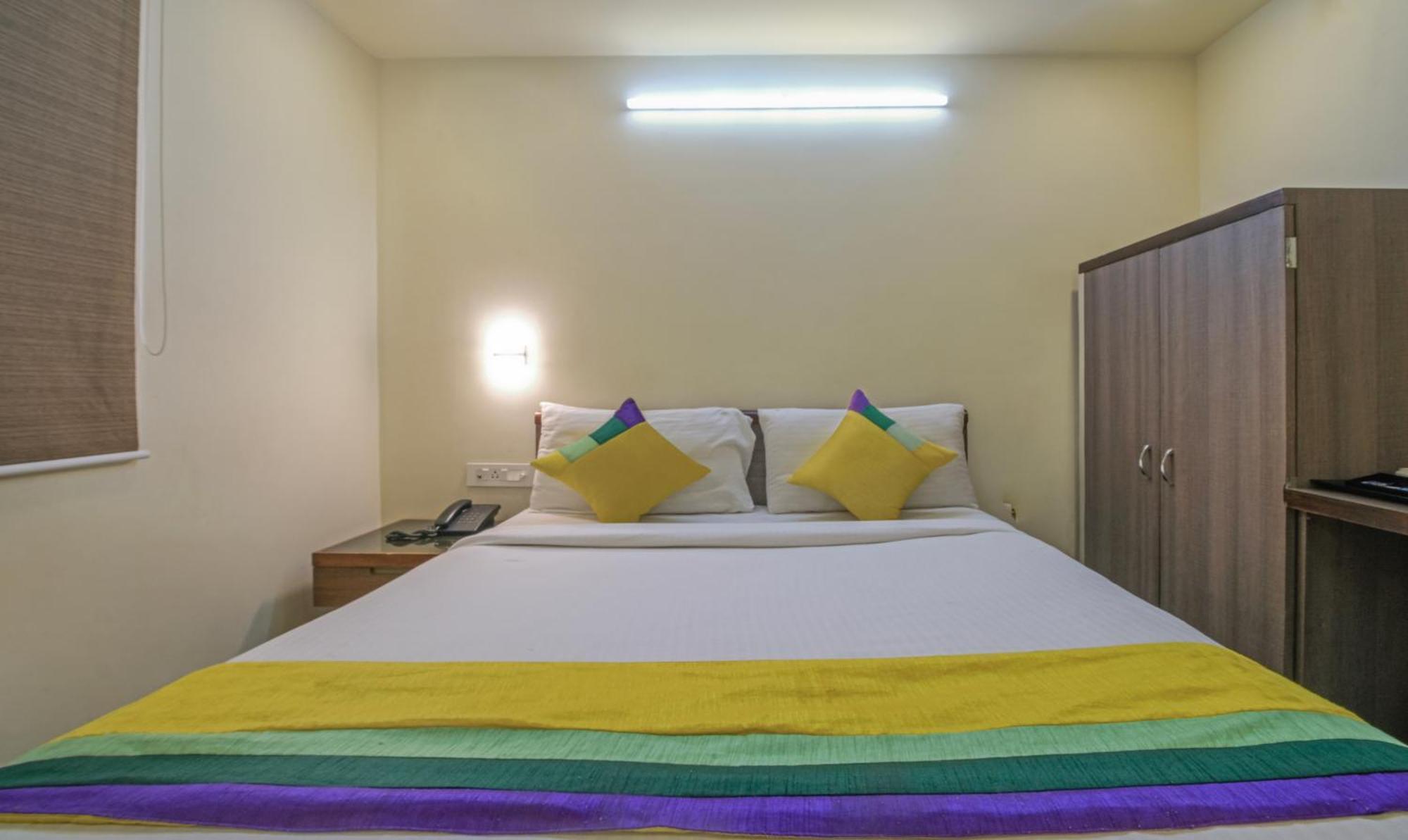 Itsy Hotels N Square Vijayawāda Dış mekan fotoğraf