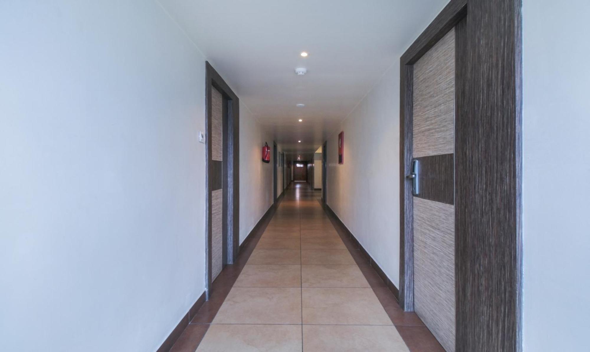 Itsy Hotels N Square Vijayawāda Dış mekan fotoğraf