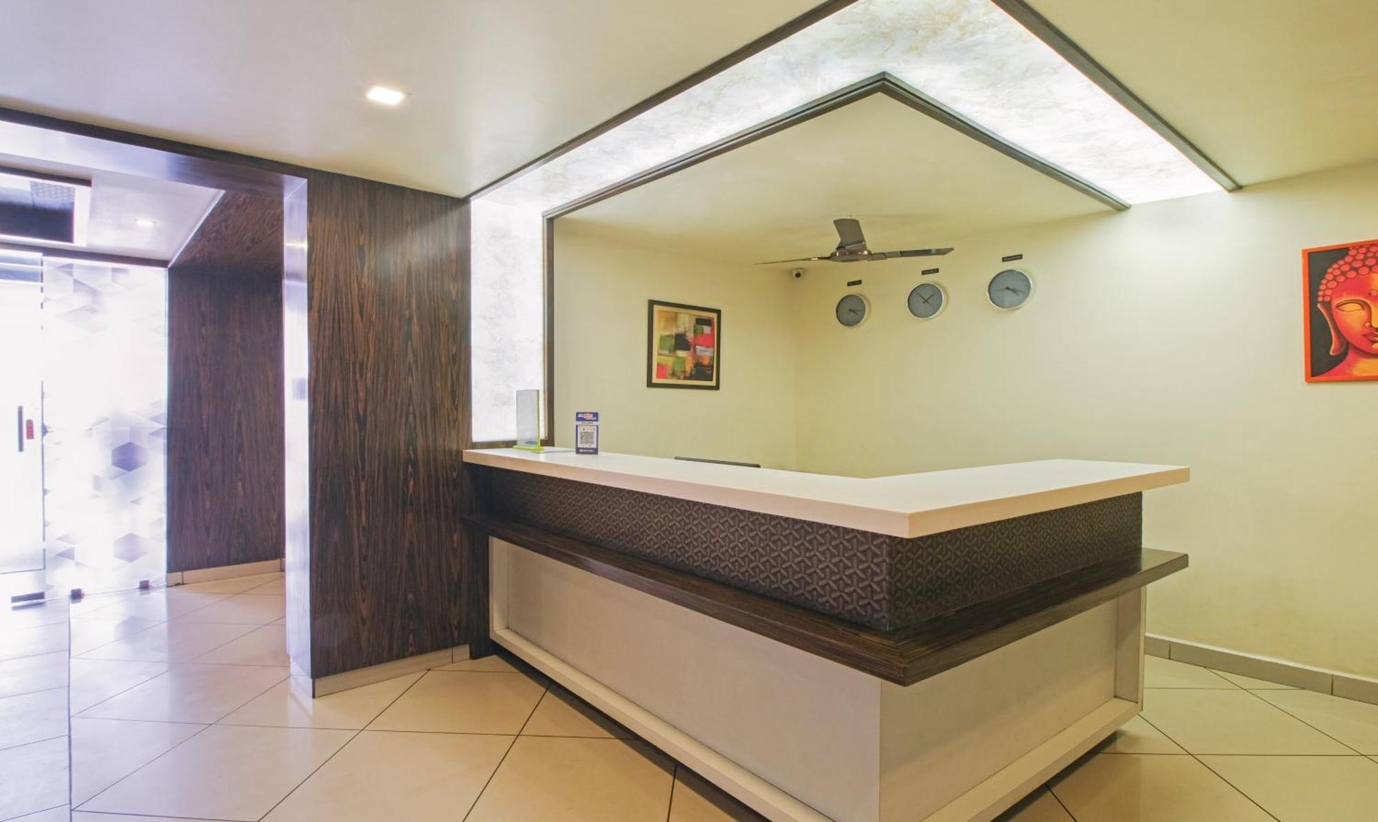 Itsy Hotels N Square Vijayawāda Dış mekan fotoğraf
